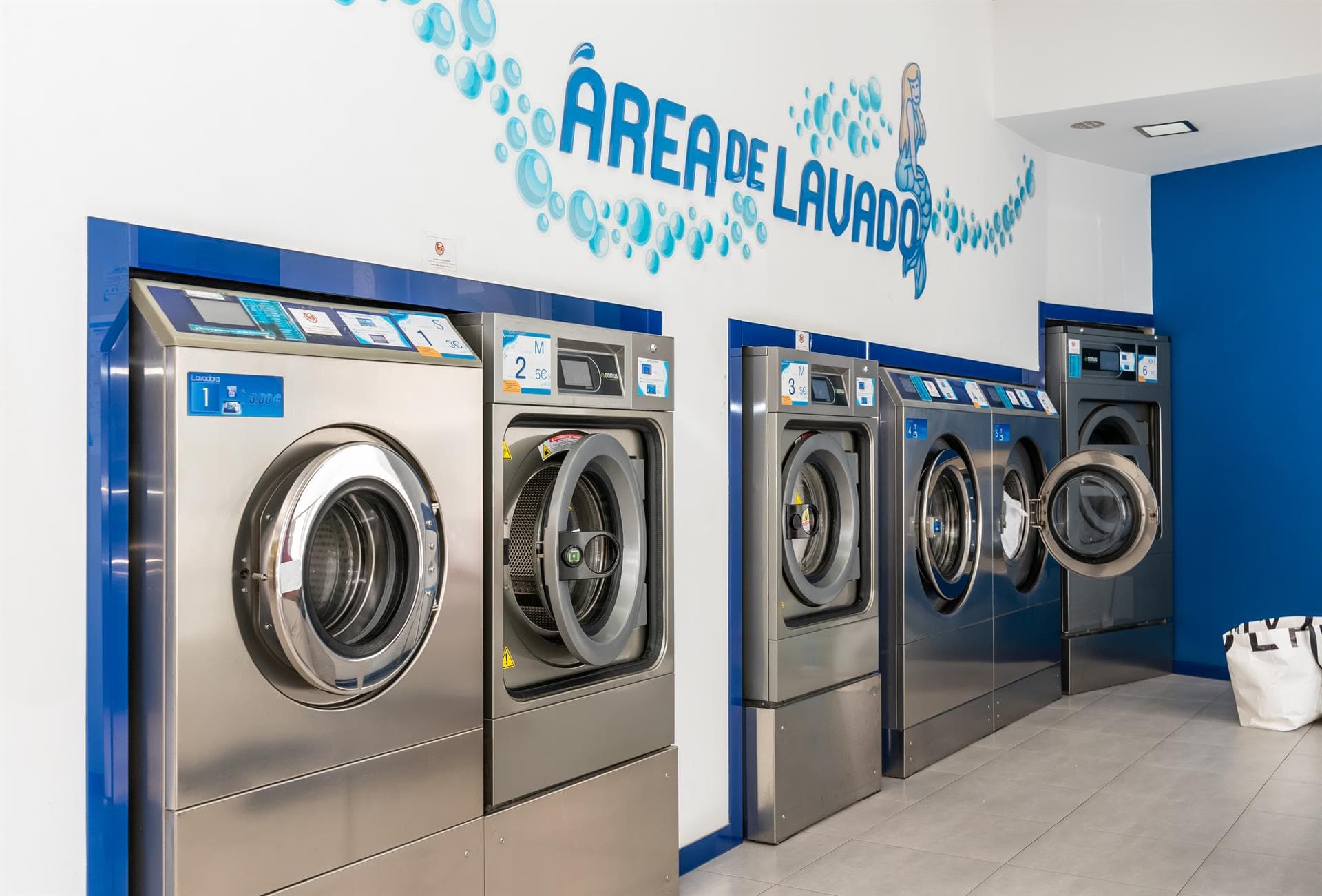 1 2 3 Wash - Ropa reluciente con nuestra lavandería autoservicio en Nigrán